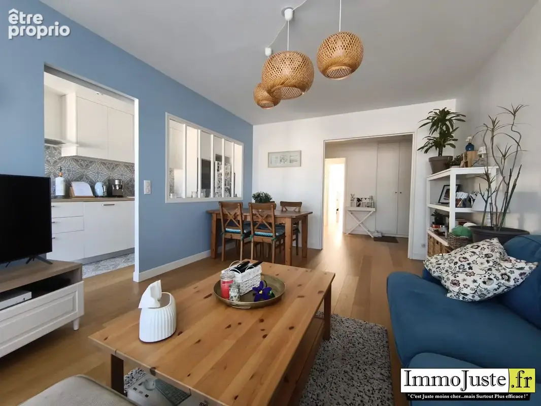 Photo Appartement à Les Essarts-Le-Roi au prix de 240 000€