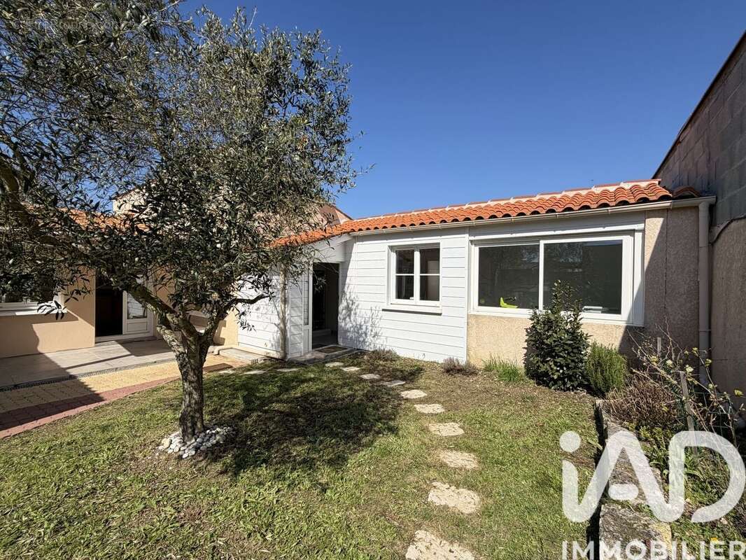 Photo 2 - Maison à LA JARRIE