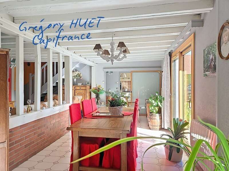 Maison à CROSVILLE-LA-VIEILLE