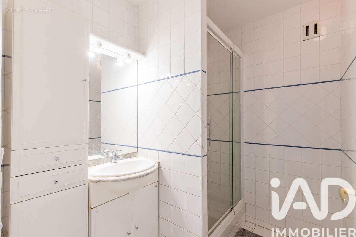 Photo 7 - Appartement à CHOISY-LE-ROI