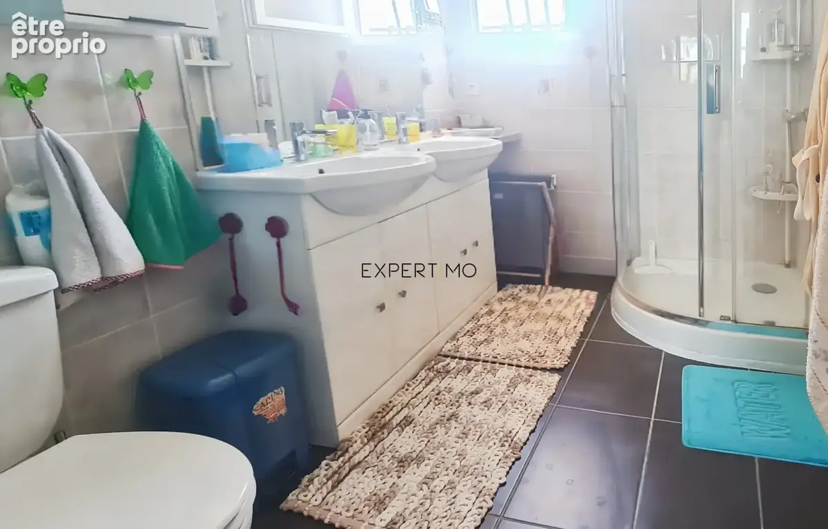 Villa  avec piscine - photo 9