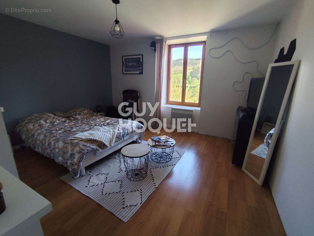 Maison à NOIRETABLE