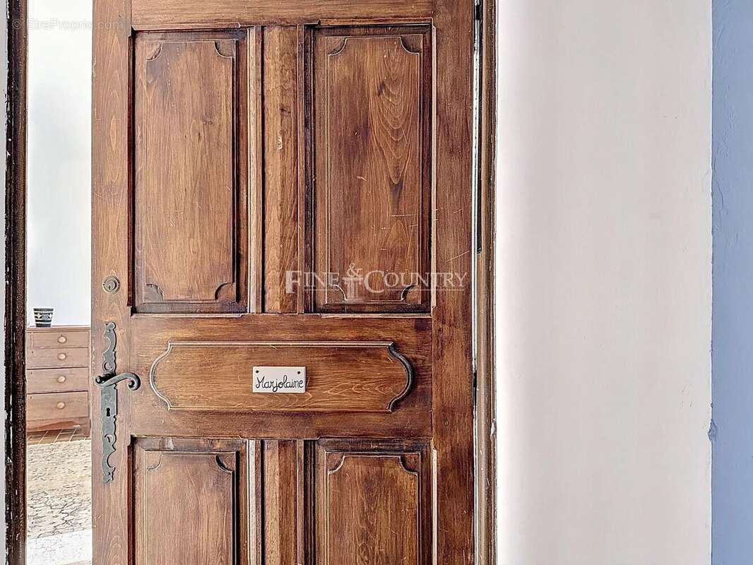 Maison à SAINT-CEZAIRE-SUR-SIAGNE