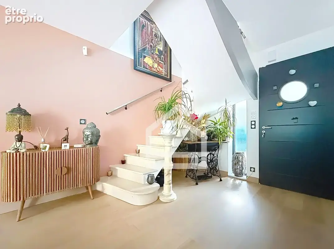 Maison contemporaine de 198 m2, 5 chambres, piscine et double garage - photo 16
