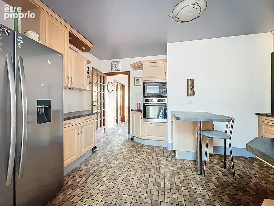 Maison de vigneron de 215 m²  volumes généreux et fort potentiel - photo 7