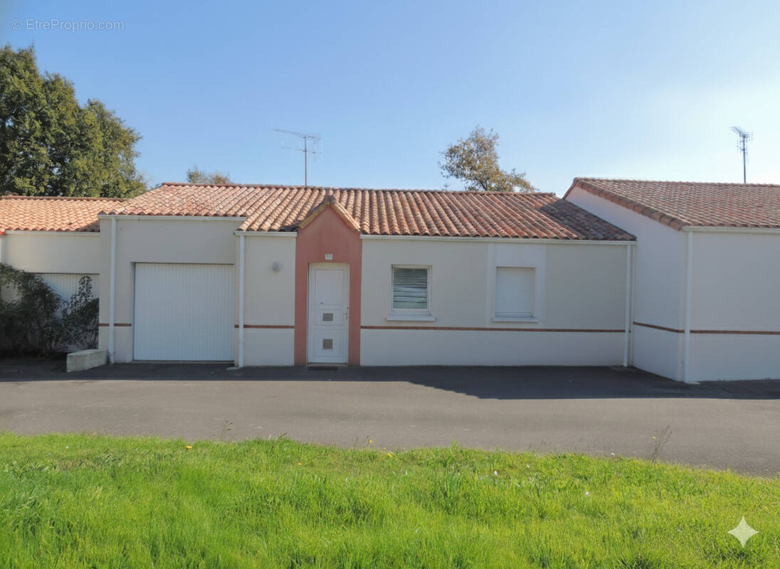 Maison à DOMPIERRE-SUR-YON