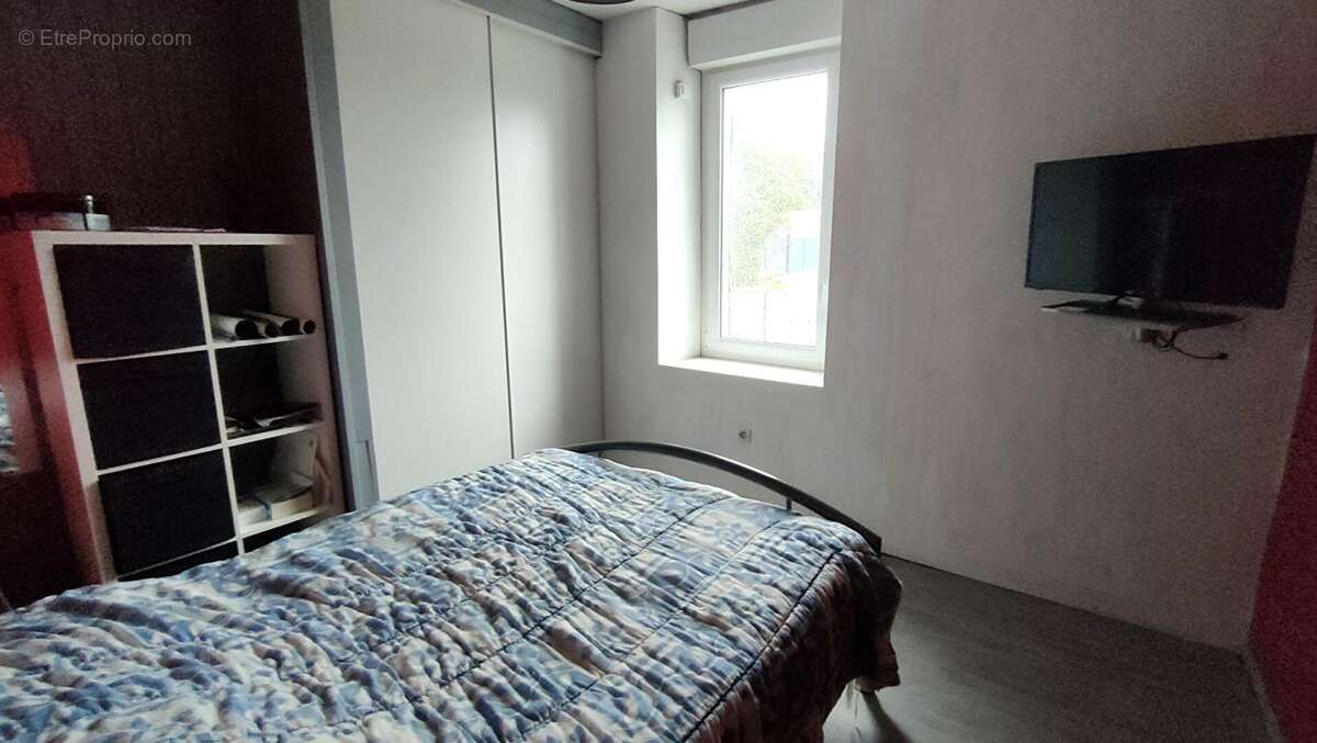 Maison à SAINT-LAURENT-SUR-SEVRE