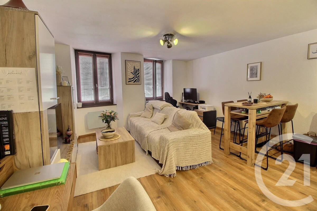 Appartement à EVIAN-LES-BAINS