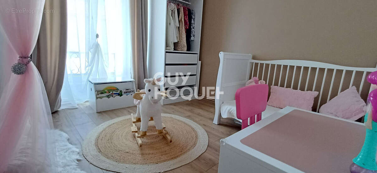 Maison à FLINS-SUR-SEINE