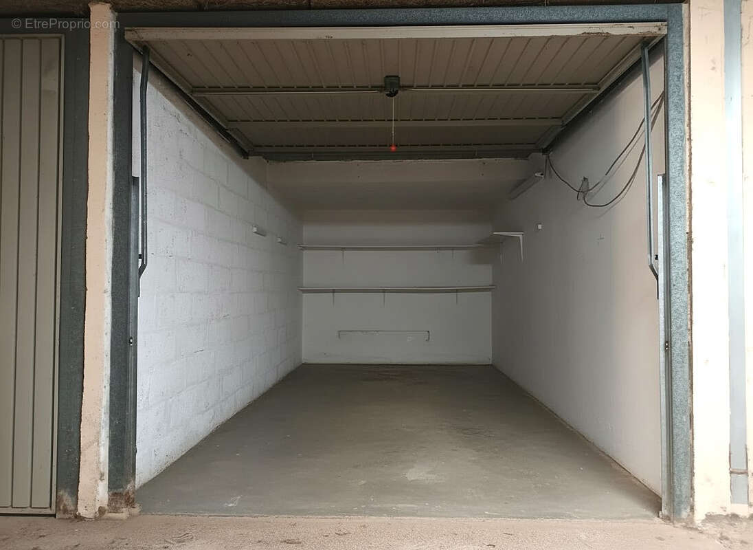 Appartement à BORMES-LES-MIMOSAS