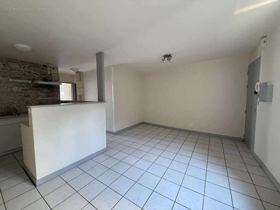 Appartement lumineux 2 chambres - Centre ville rive gauche - photo 6