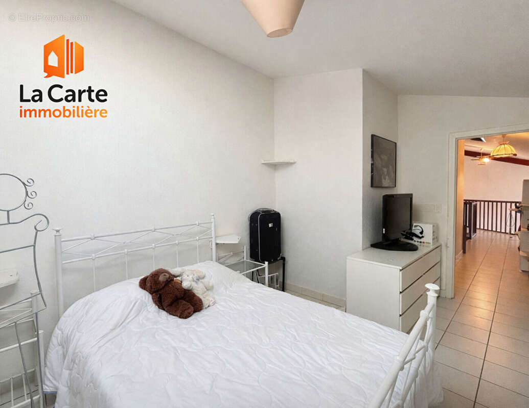 Appartement à GUILHERAND-GRANGES