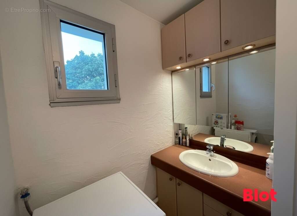 Appartement à VERN-SUR-SEICHE