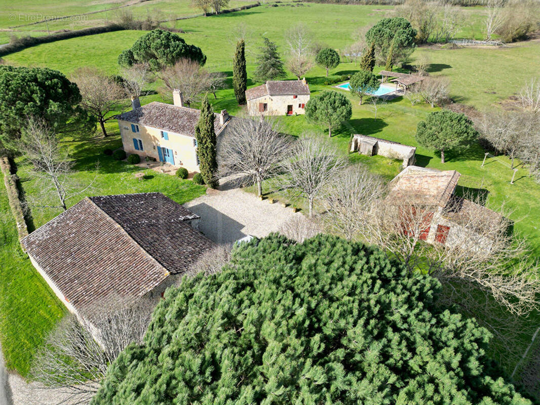 Maison à SAUVETERRE-DE-GUYENNE