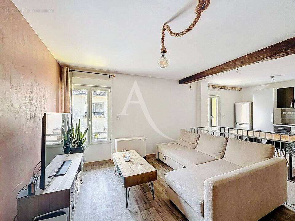 Appartement à NANTEUIL-LES-MEAUX