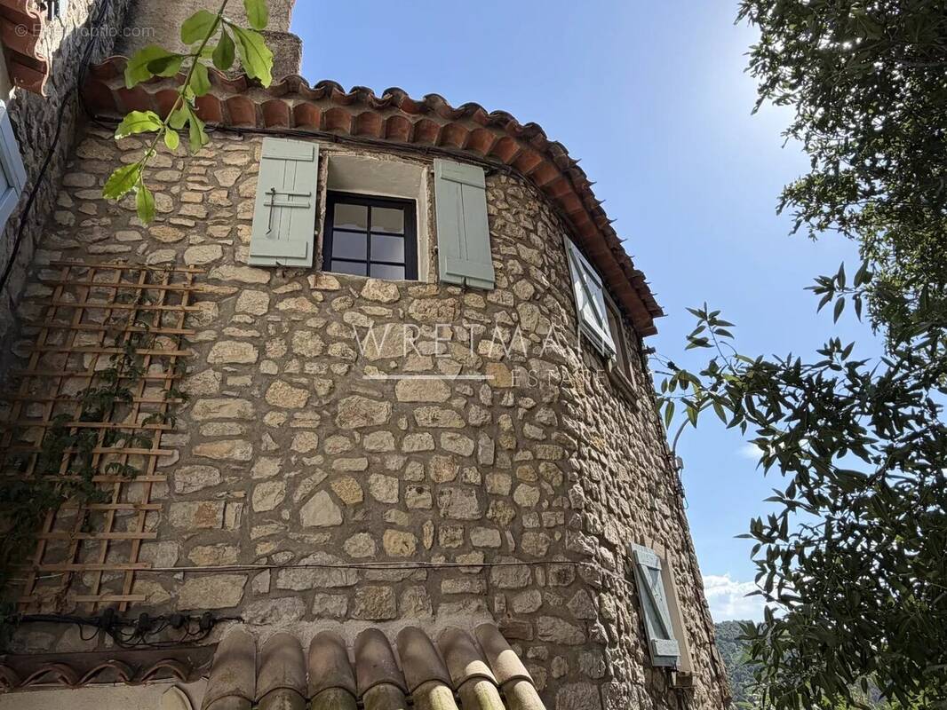 Appartement à CLAVIERS
