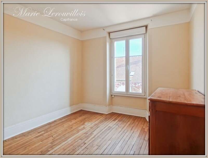 Maison à ROMILLY-SUR-SEINE