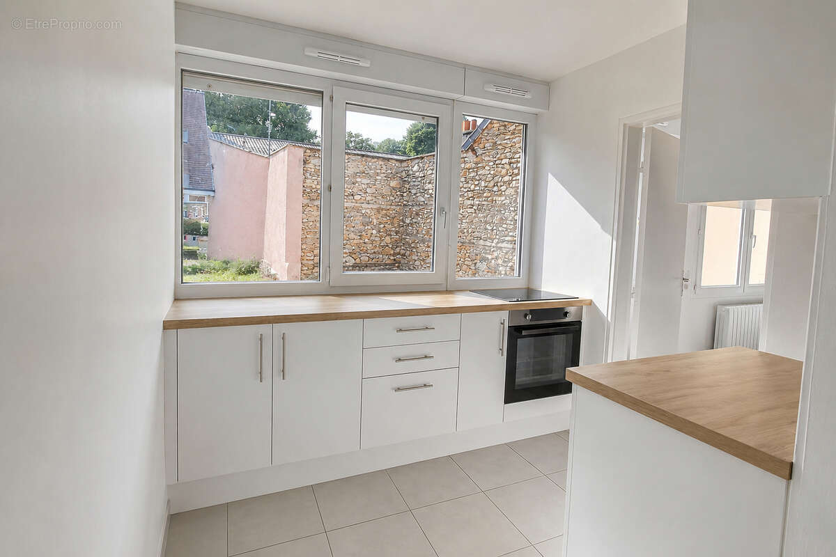 Appartement à EPERNON