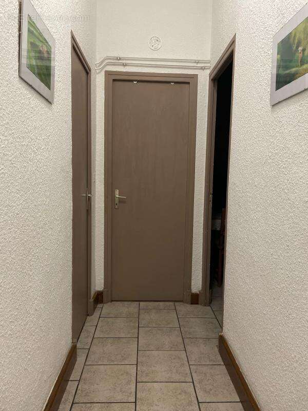 Appartement à GREOUX-LES-BAINS