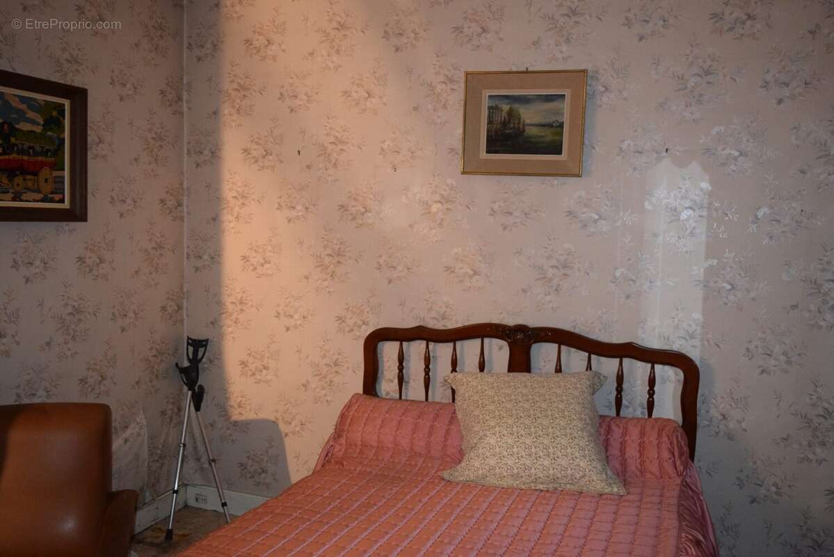 Maison 90 m² à Viscomtat  - photo 8
