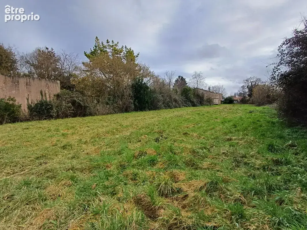 La Rochénard - Terrain à bâtir de 2 200m² + 2 300m² - photo 2