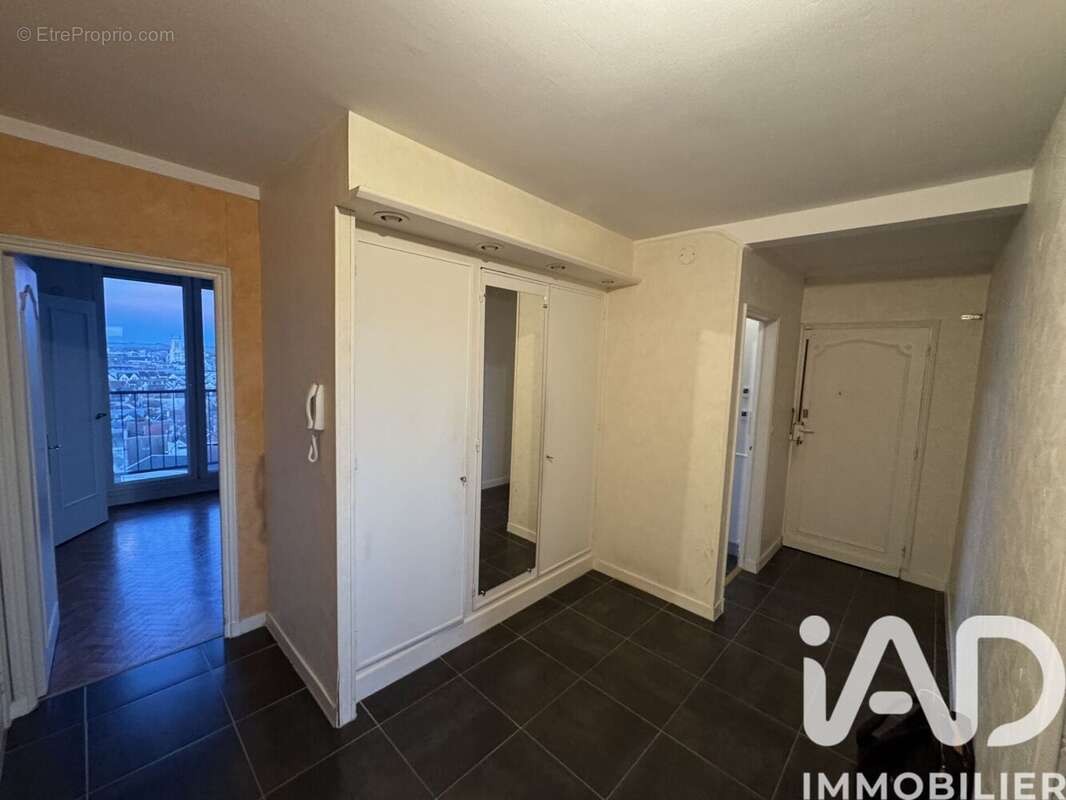 Photo 5 - Appartement à TROYES