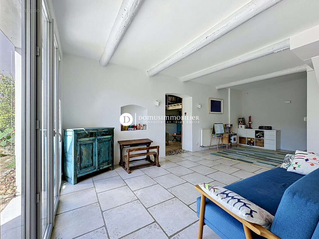Maison à CHATEAUNEUF-DE-GADAGNE
