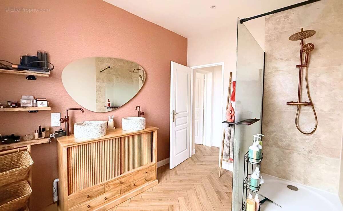 Maison à MONTIGNY-EN-OSTREVENT