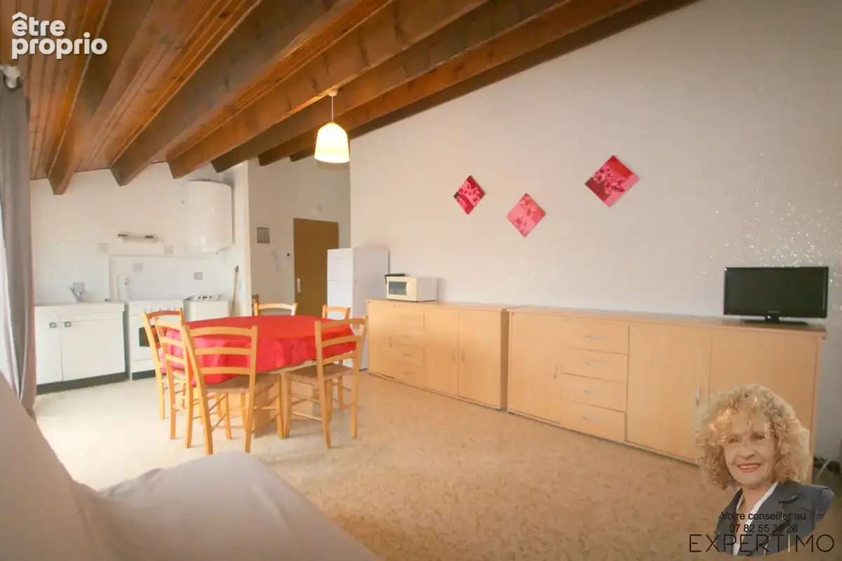 Appartement atypique   dernier étage   grande terrasse tropézienne - photo 2