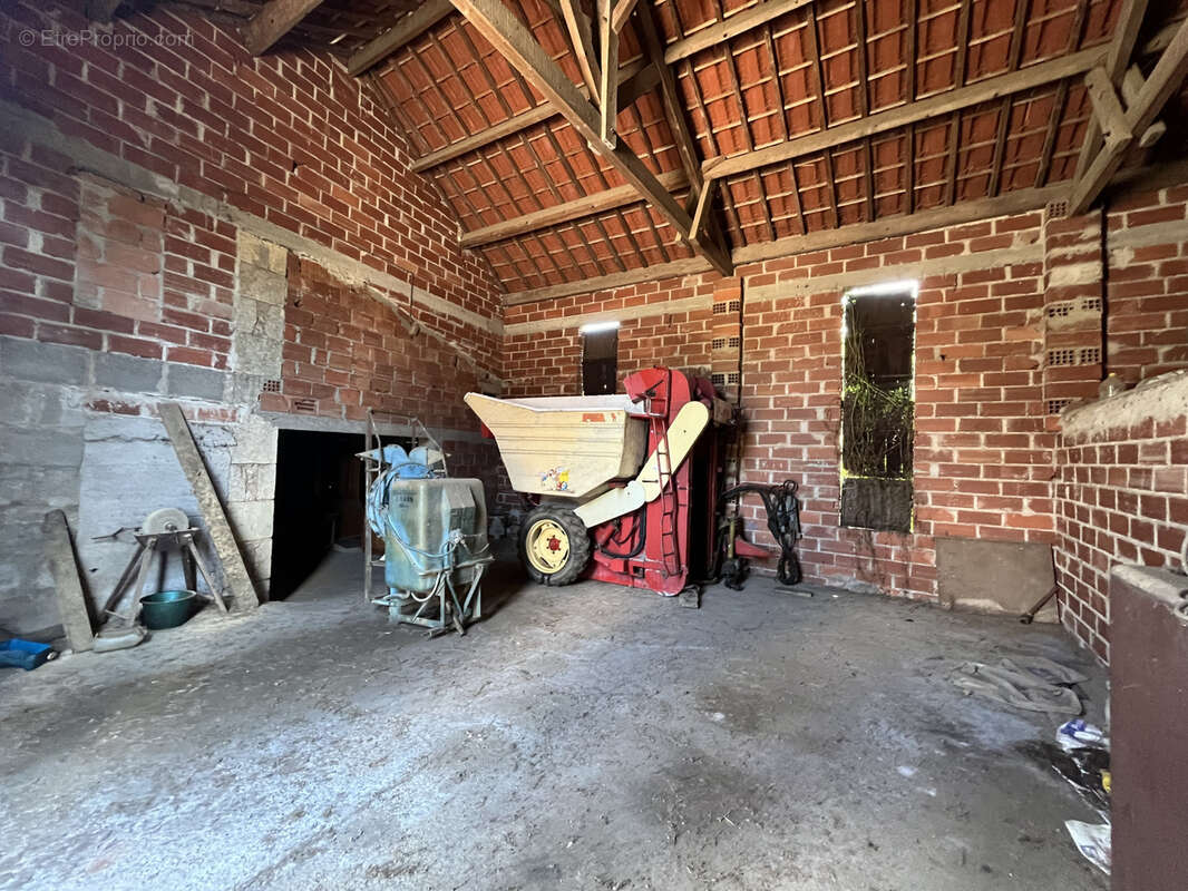 Propriété   Corps de ferme avec dépendances sur 6 180 m2 de terrain - photo 20