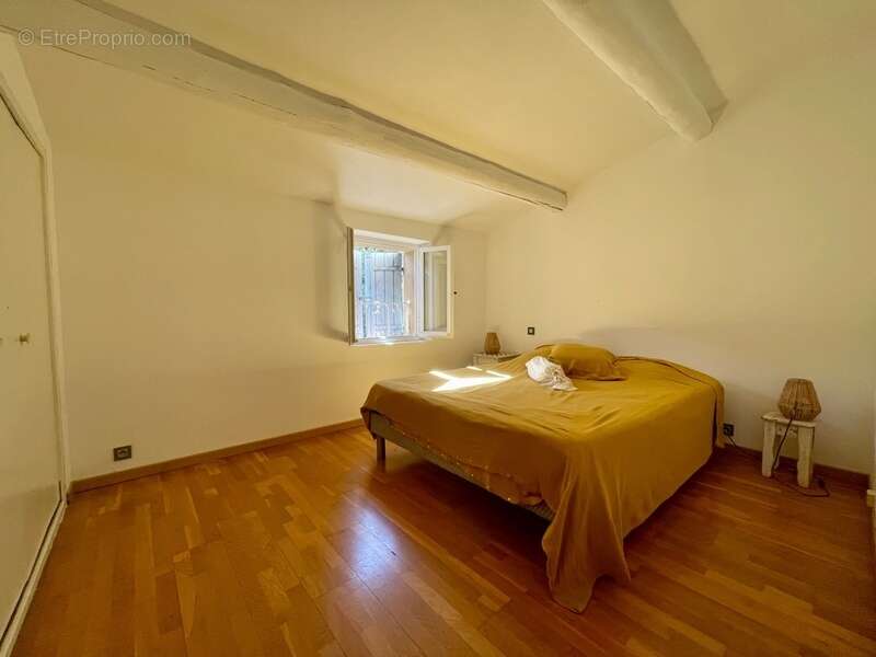 Maison à ROUSSILLON