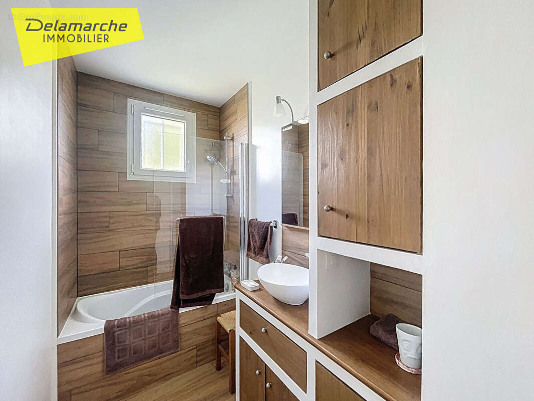 Maison à GOUVILLE-SUR-MER