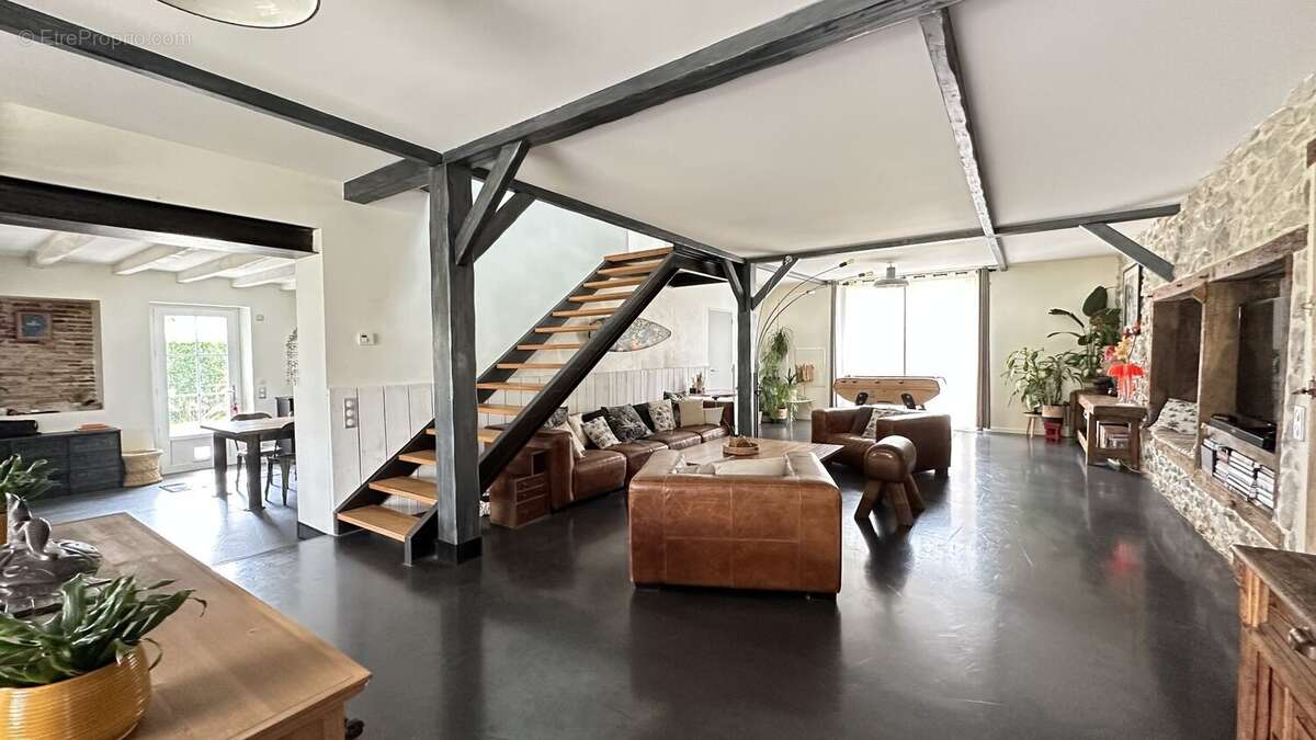 Propriété de caractère rénovée  312 m²  5 chambres  Piscine  À moins de 10 km de Capbreton - photo 6