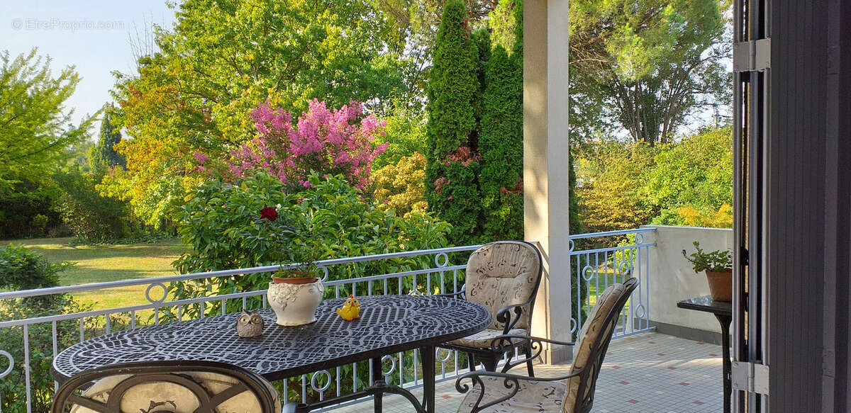 Maison à SAINT-NICOLAS-DE-LA-GRAVE