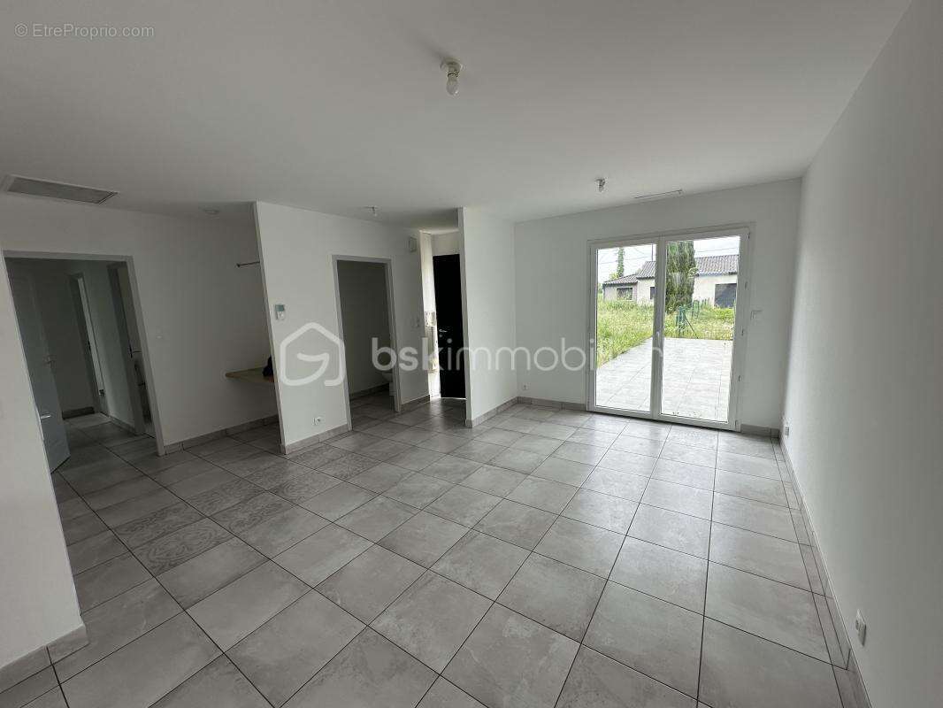 Maison à SAINT-JORY