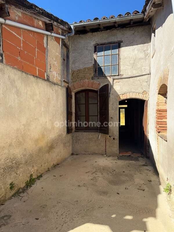 Maison à CADOURS