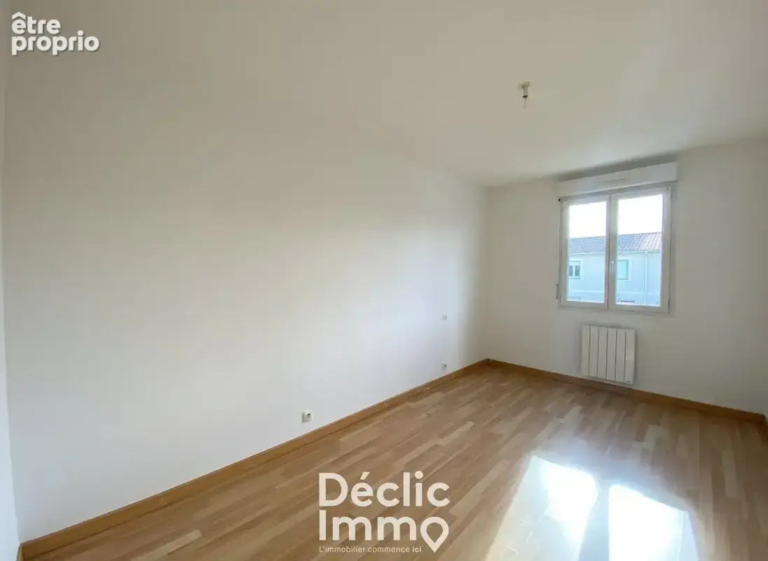 Maison mitoyenne de 92 m², 3 chambres, avec jardin clos - photo 9