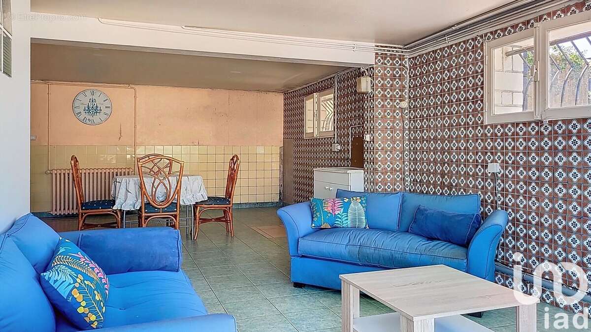 Photo 2 - Maison à SURGERES