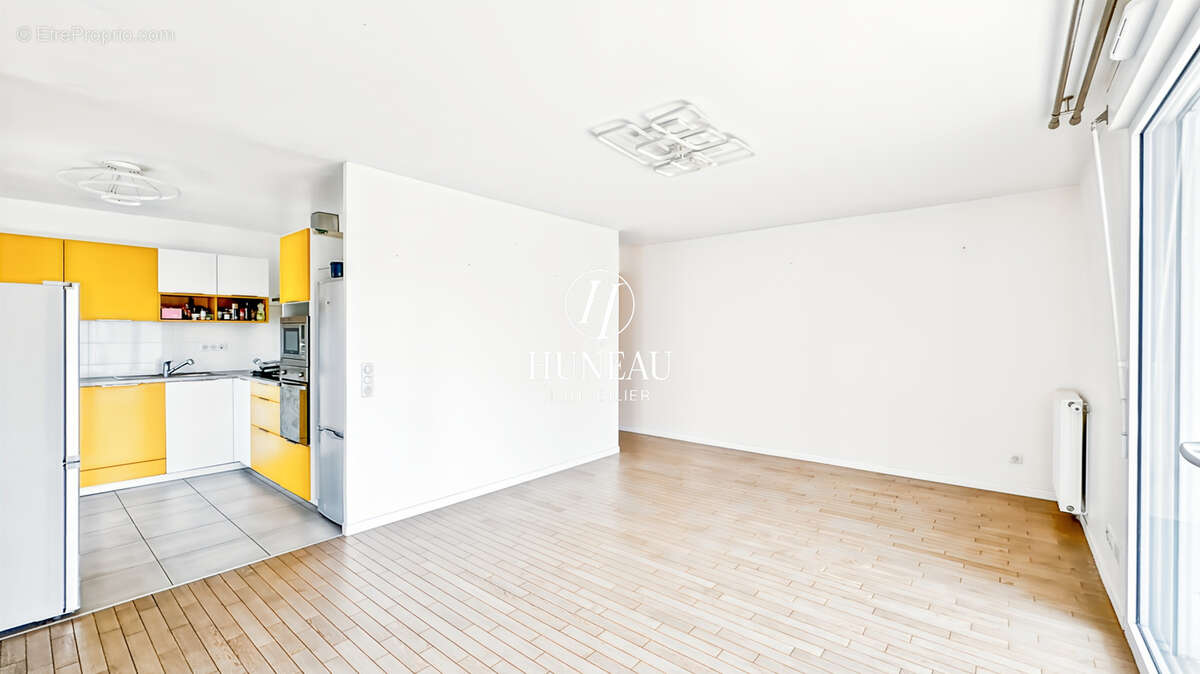 Appartement à NANTERRE
