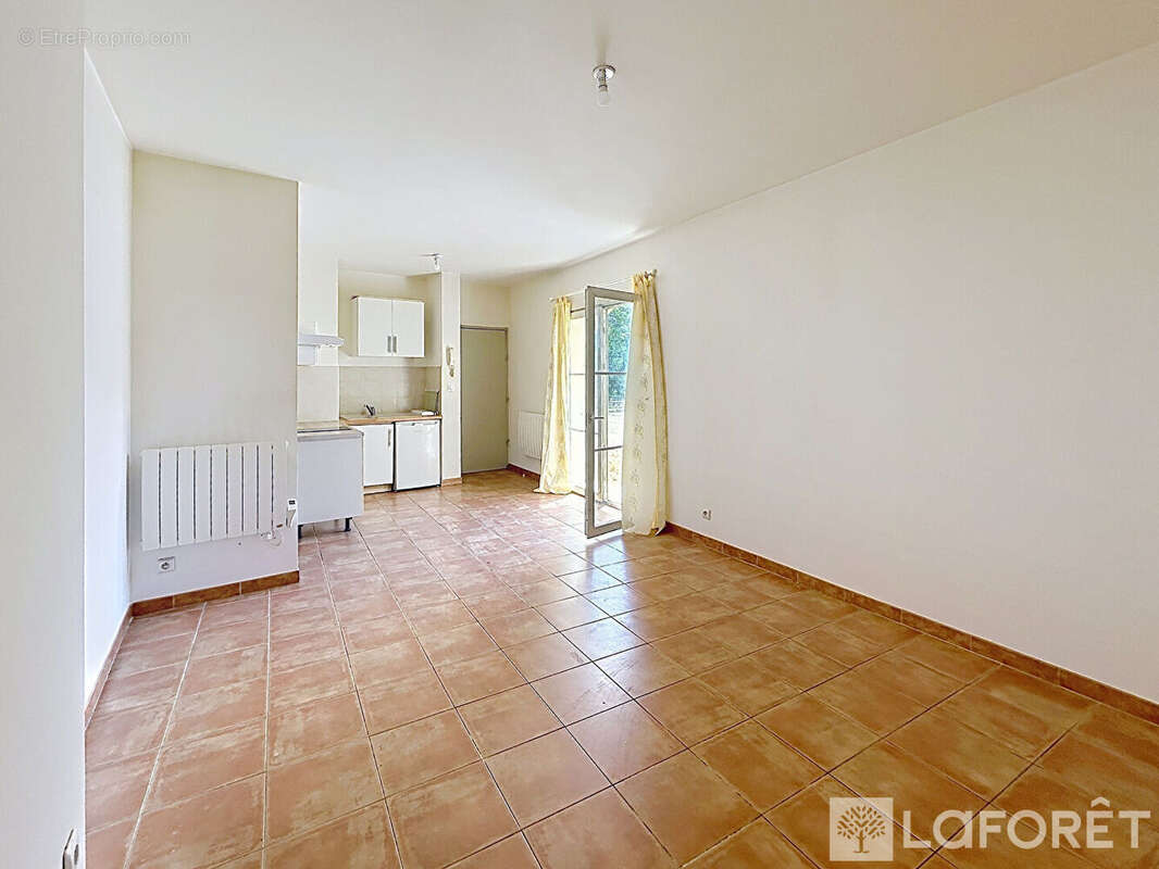 ORANGE CENTRE - Appartement 30m² récent, avec jardin privatif - photo 3