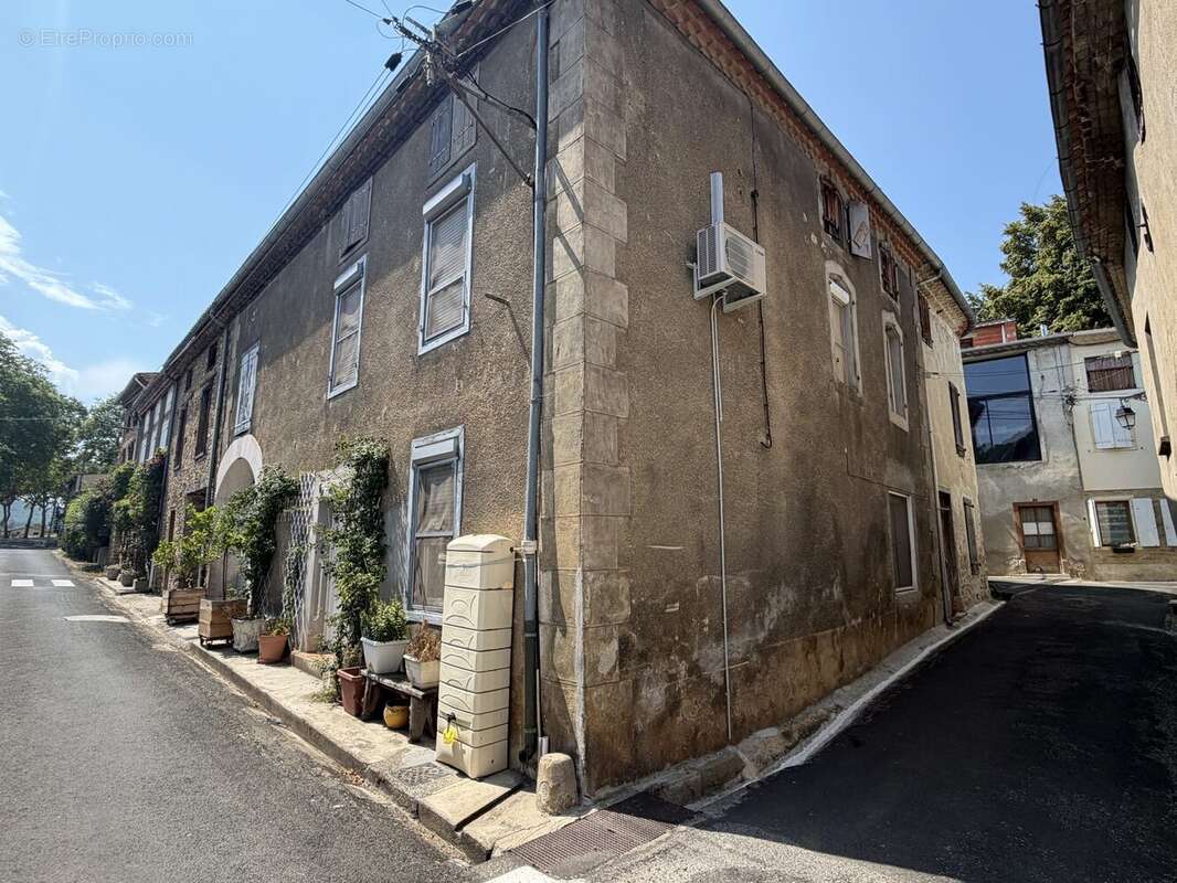 vue des deux faces 