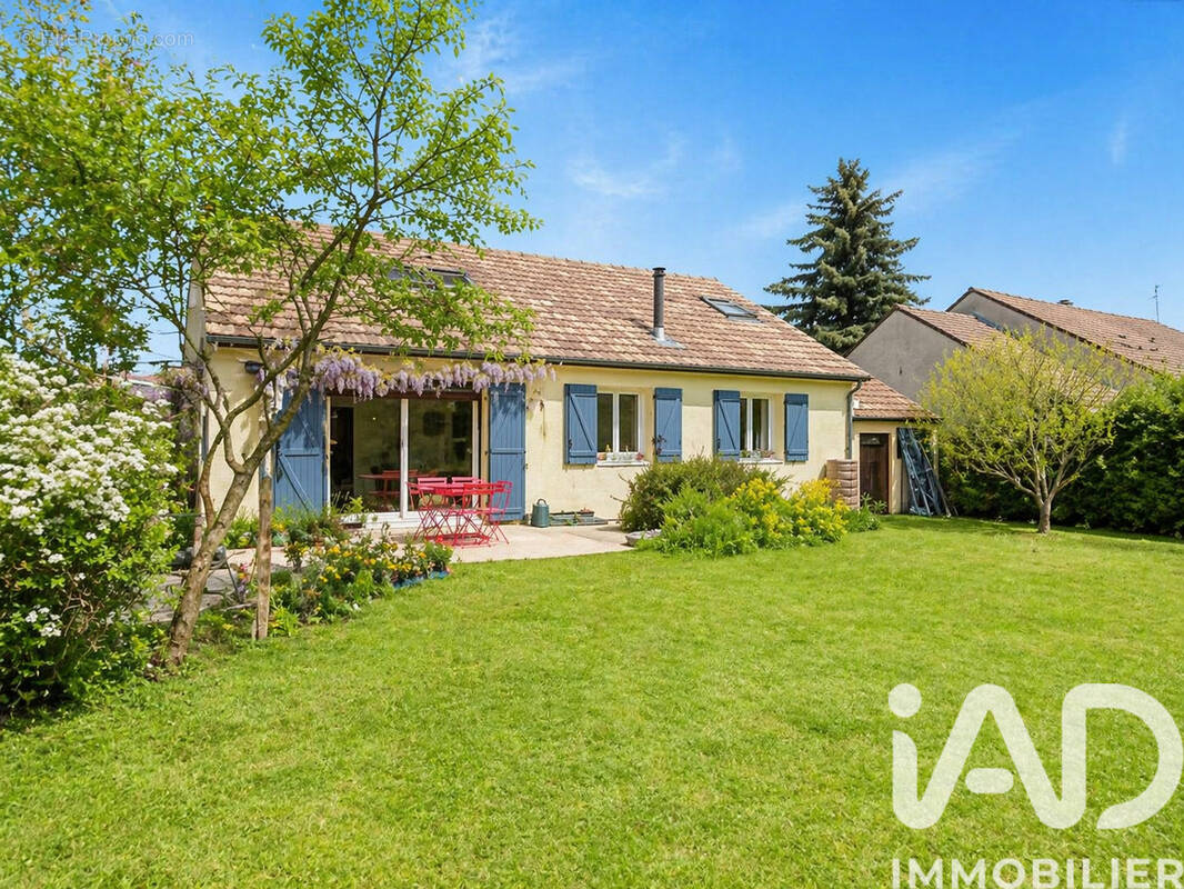 Photo 1 - Maison à EVRY-GREGY-SUR-YERRE