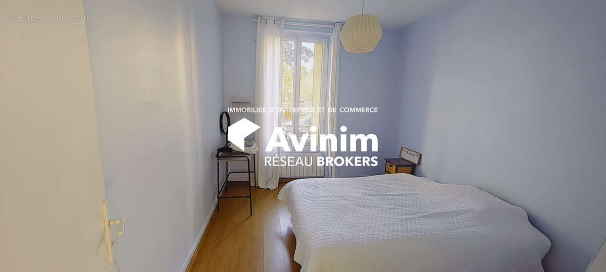 Commerce à IVRY-SUR-SEINE