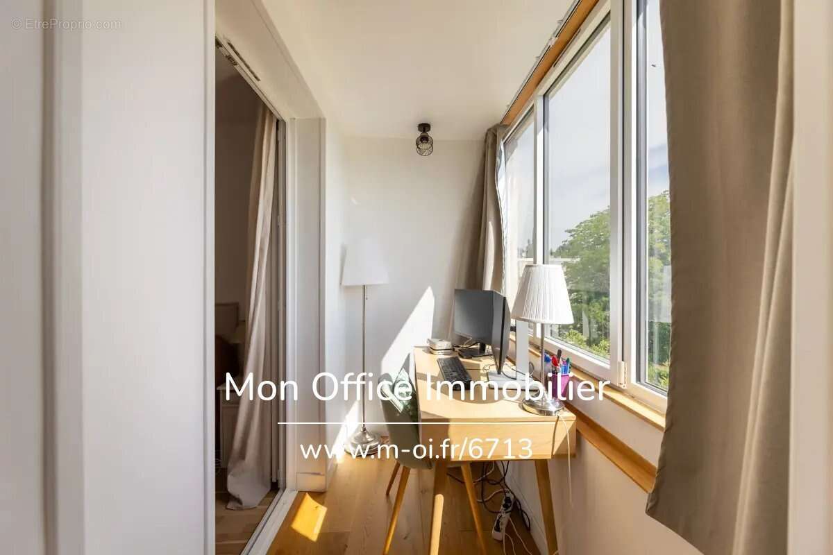Référence : 6713-PAN - Appartement 3 pièces de 69 m² à Aix-En-Provence - photo 9