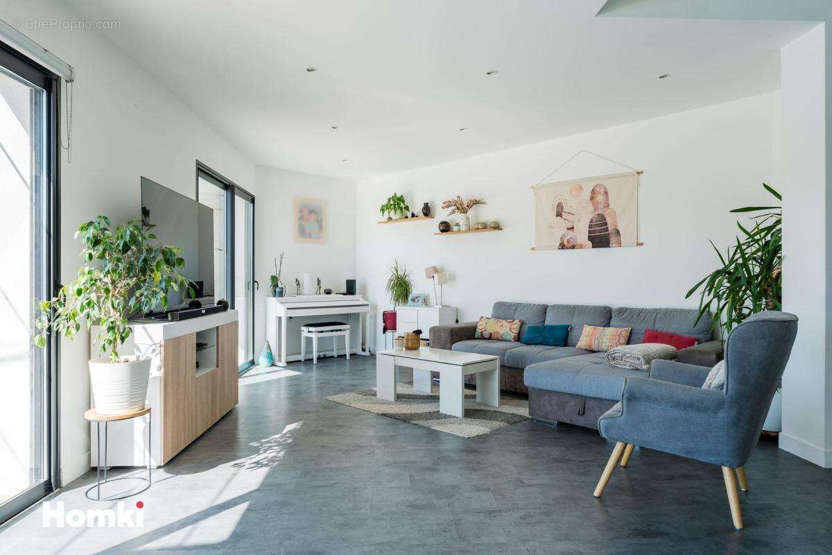 Maison à LAMASQUERE