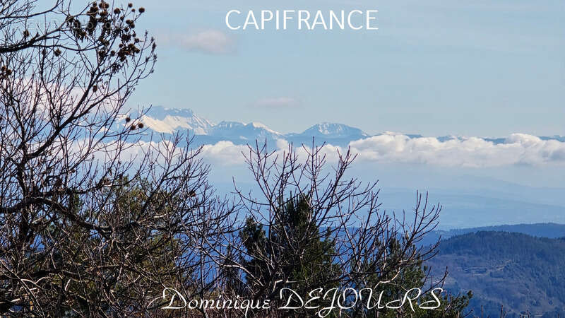 Ardèche - Magnifique Maison d'architecte de 184 m² habitable - Bel espace extérieur - Vue panoramique sur les montagnes ardèchoi - photo 37