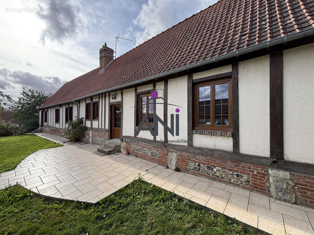 Maison à NEUFCHATEL-EN-BRAY