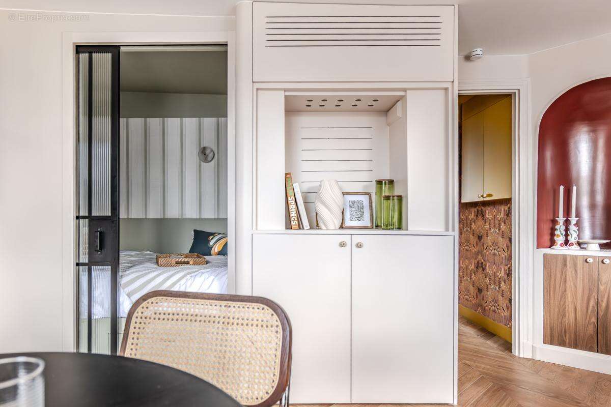 Appartement à PARIS-1E