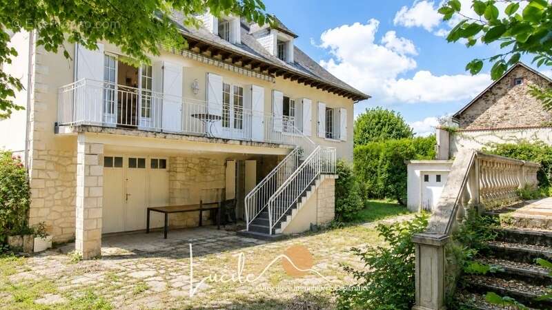 Propriété de caractère – Emplacement exceptionnel, beaux volumes et potentiel unique - photo 20