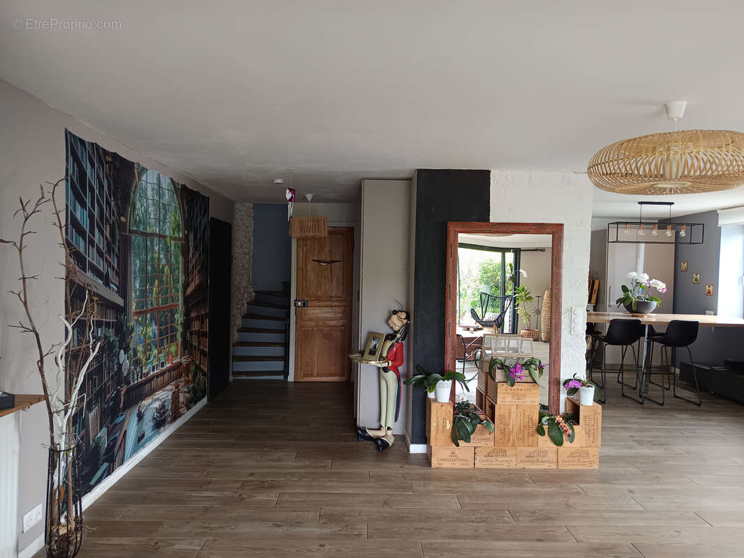 Maison à CHENAC-SAINT-SEURIN-D&#039;UZET